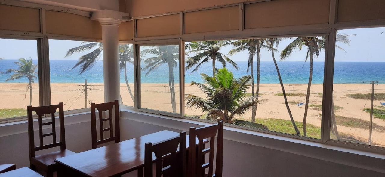 Poovar Sea View Rooms And Boating Family & Couple Only Eksteriør billede