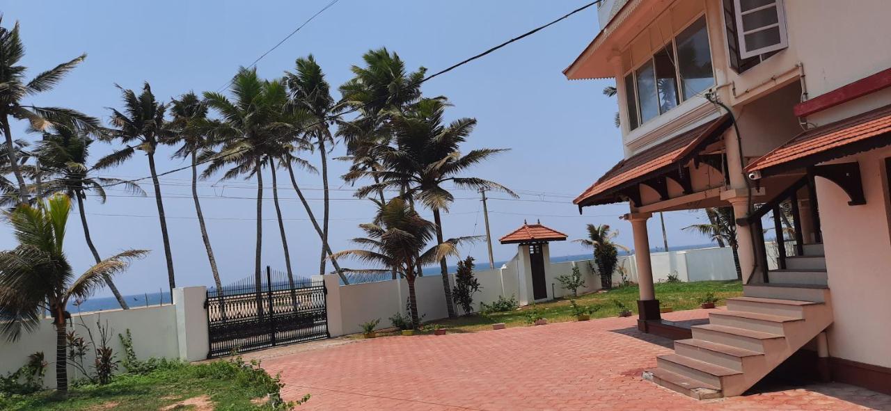 Poovar Sea View Rooms And Boating Family & Couple Only Eksteriør billede